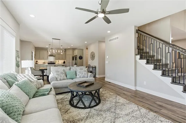 $550,000 | 308 Oak Street, Lone Jack, MO 64070