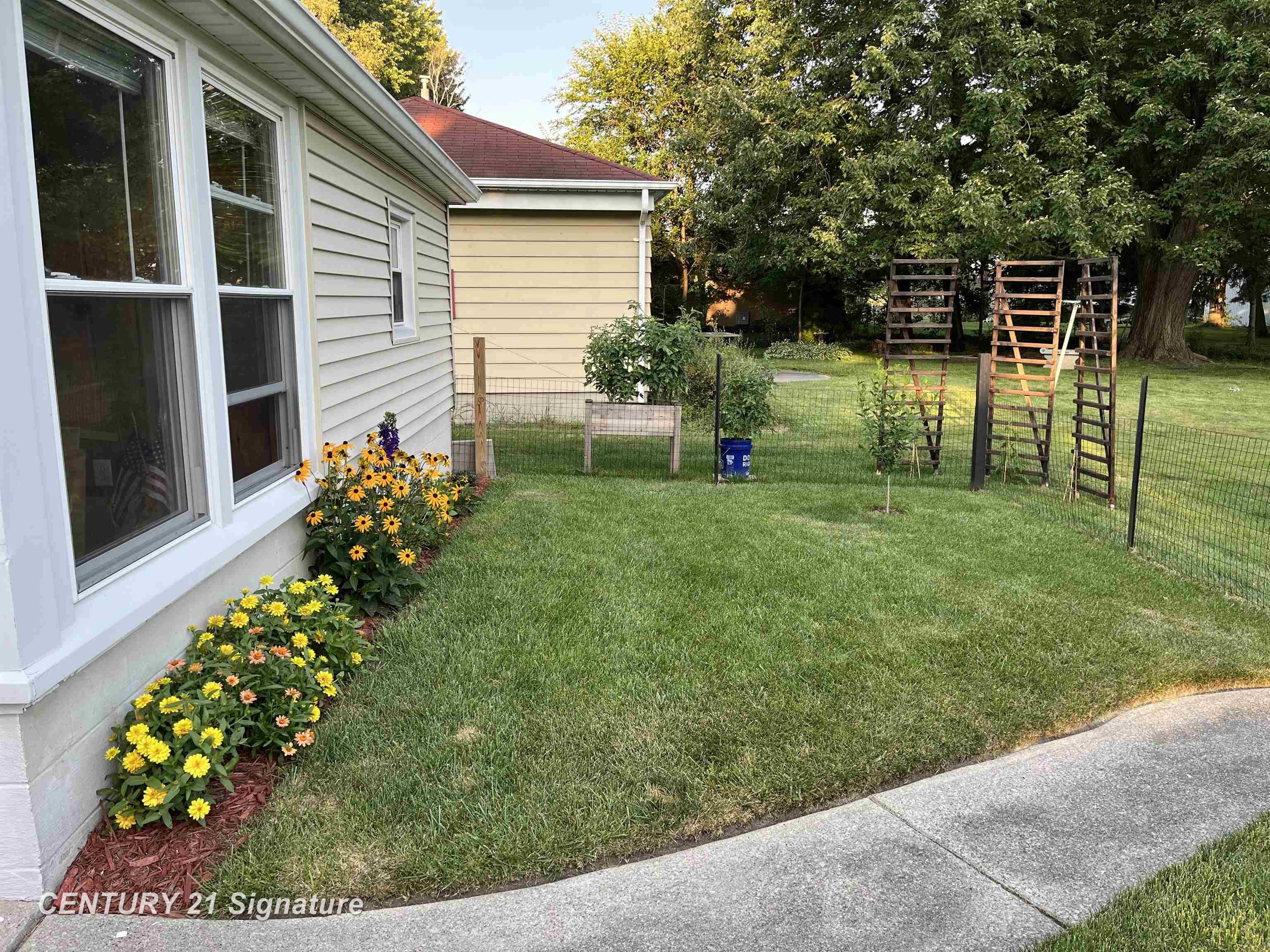 2455 Bullock Road Bay City, MI 48708 - Photo 36 of 41 50158335-48e59ccf-7838-4248-b66a-2e00196b7941.JPG
