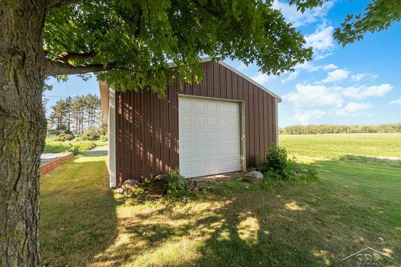 340 West Beaver Road Kawkawlin, MI 48631 - Photo 24 of 30