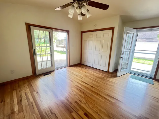 $259,900 | 505 East Farmer Street, Spring Valley, MN 55975