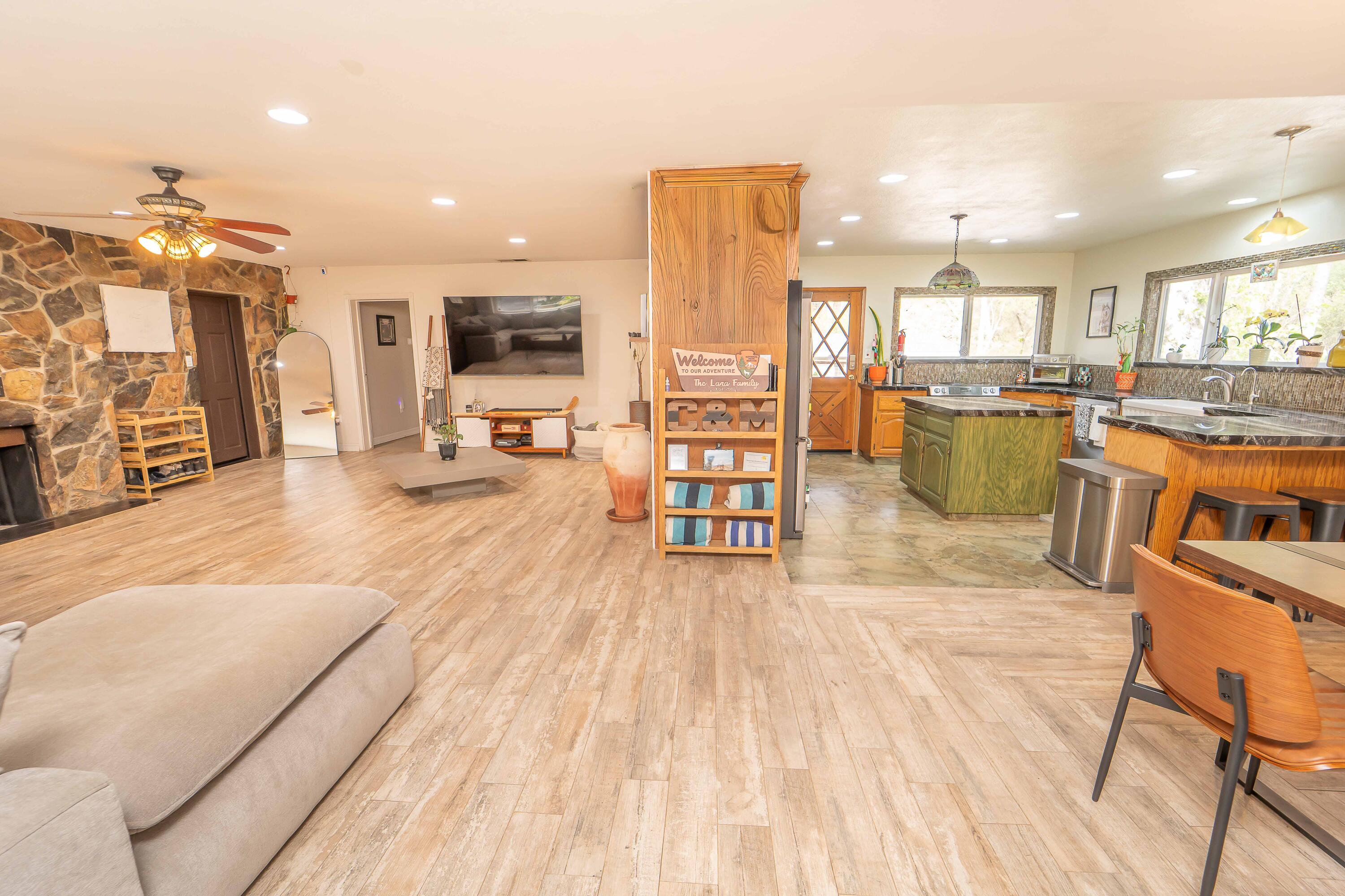 43043 South Fork Drive Three Rivers, CA 93271 - Photo 8 of 43 -