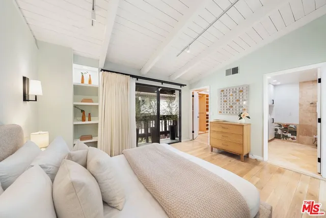 $10,500 | 831 14th Street, Unit 2, Santa Monica, CA 90403