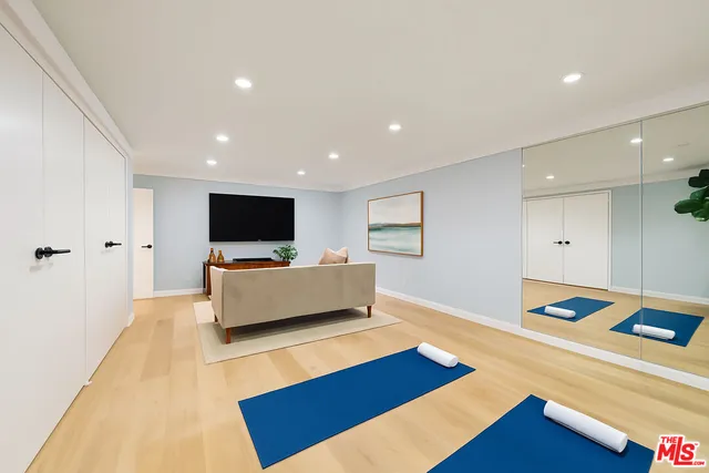 $10,500 | 831 14th Street, Unit 2, Santa Monica, CA 90403