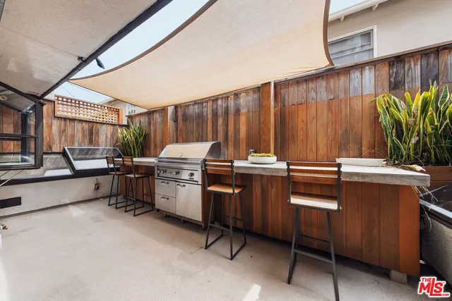 $10,500 | 831 14th Street, Unit 2, Santa Monica, CA 90403