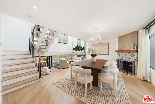 $10,500 | 831 14th Street, Unit 2, Santa Monica, CA 90403