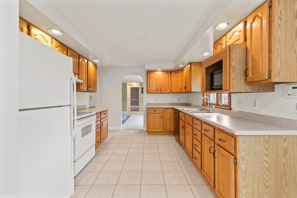 1 Trix Lane Biddeford, ME 04005 - Photo 13 of 36 20220819143717393987000000-o