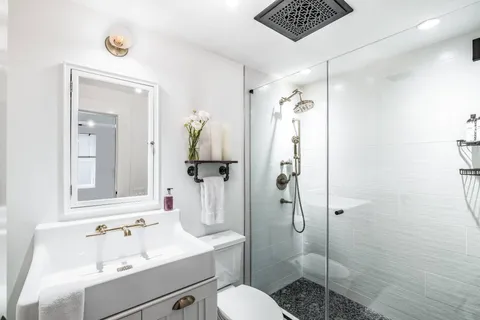 $4,500,000 | 72 Hempstead Street, Sag Harbor, NY 11963