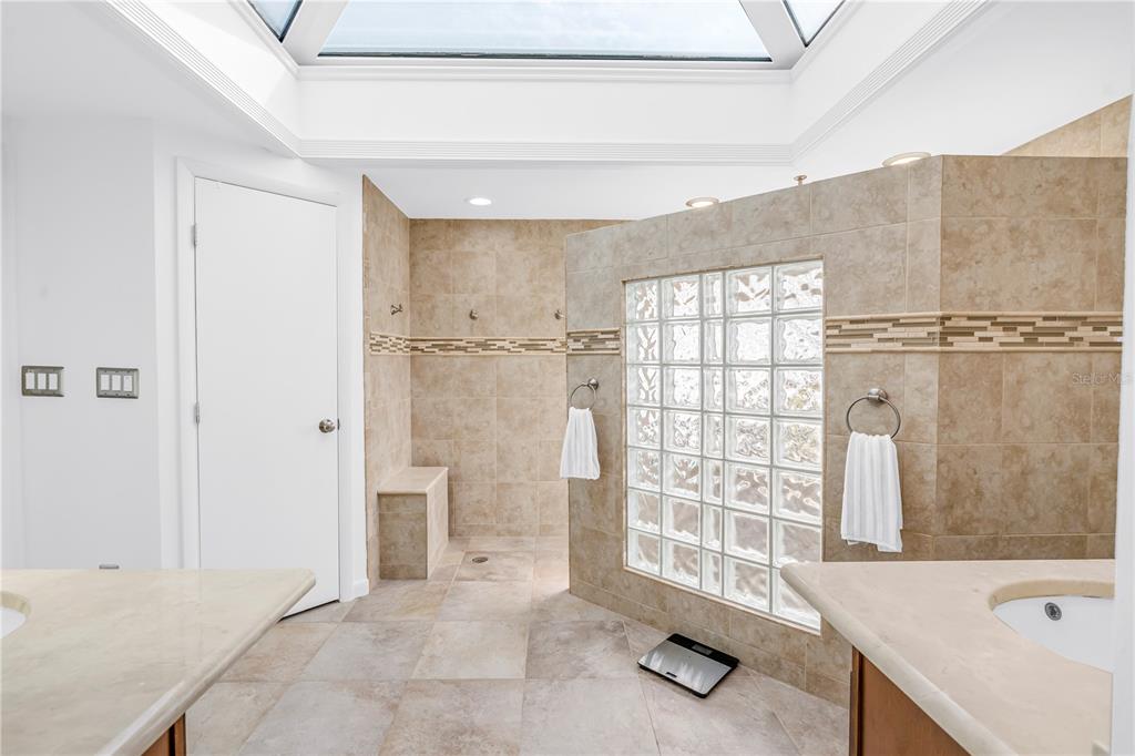 14546 Anchorage Circle Seminole, FL 33776 - Photo 37 of 88