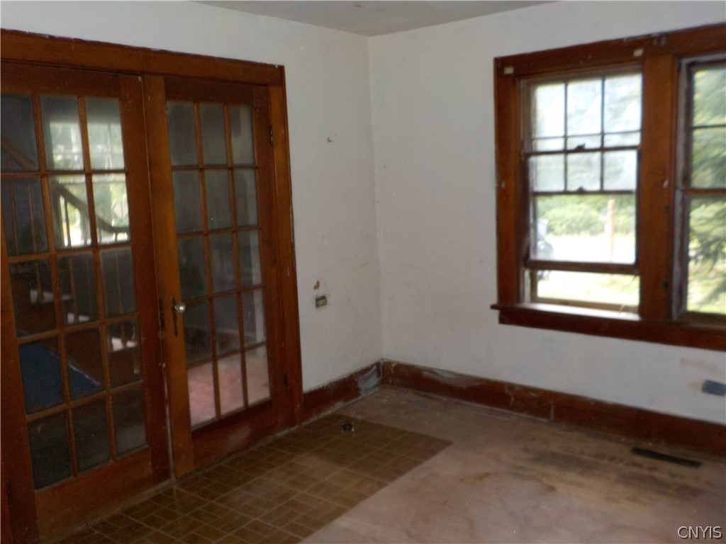 292-294 Perry Road Schroeppel, NY 13132 - Photo 14 of 30 Gallery Image 14