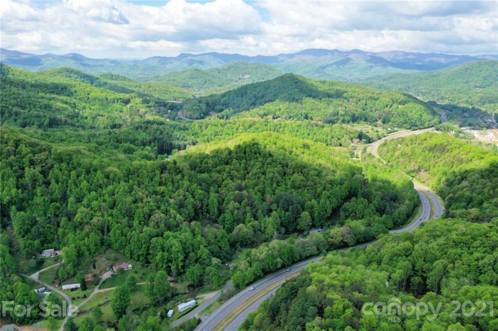 122 Racking Cove Road Sylva, NC 28779 - Photo 2 of 7 Gallery Image 2