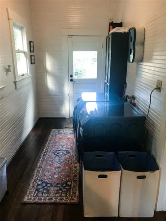 $2,500 | 210 Tabor Street, Houston, TX 77009