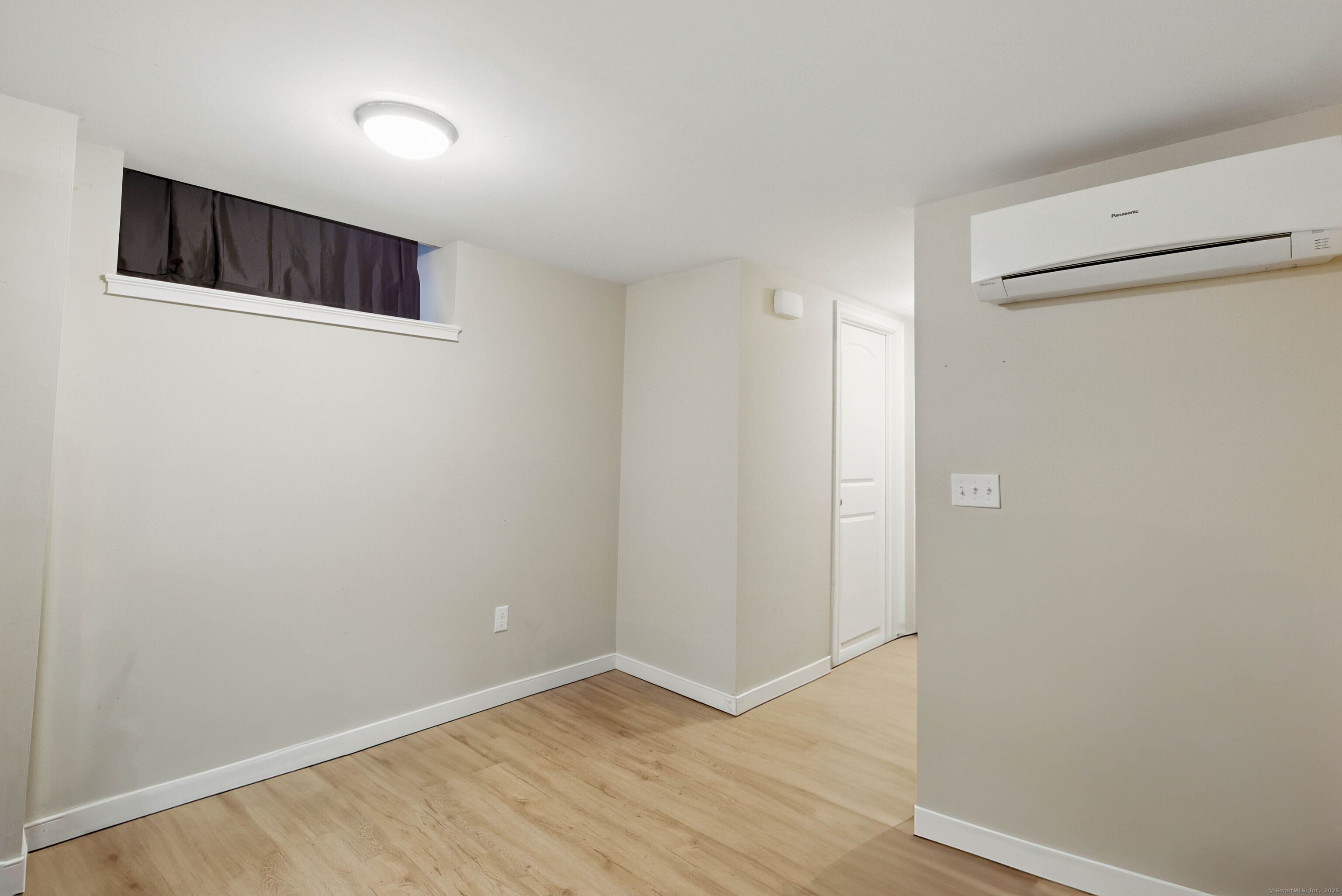 9 Brewer Street New London, CT 06320 - Photo 16 of 40