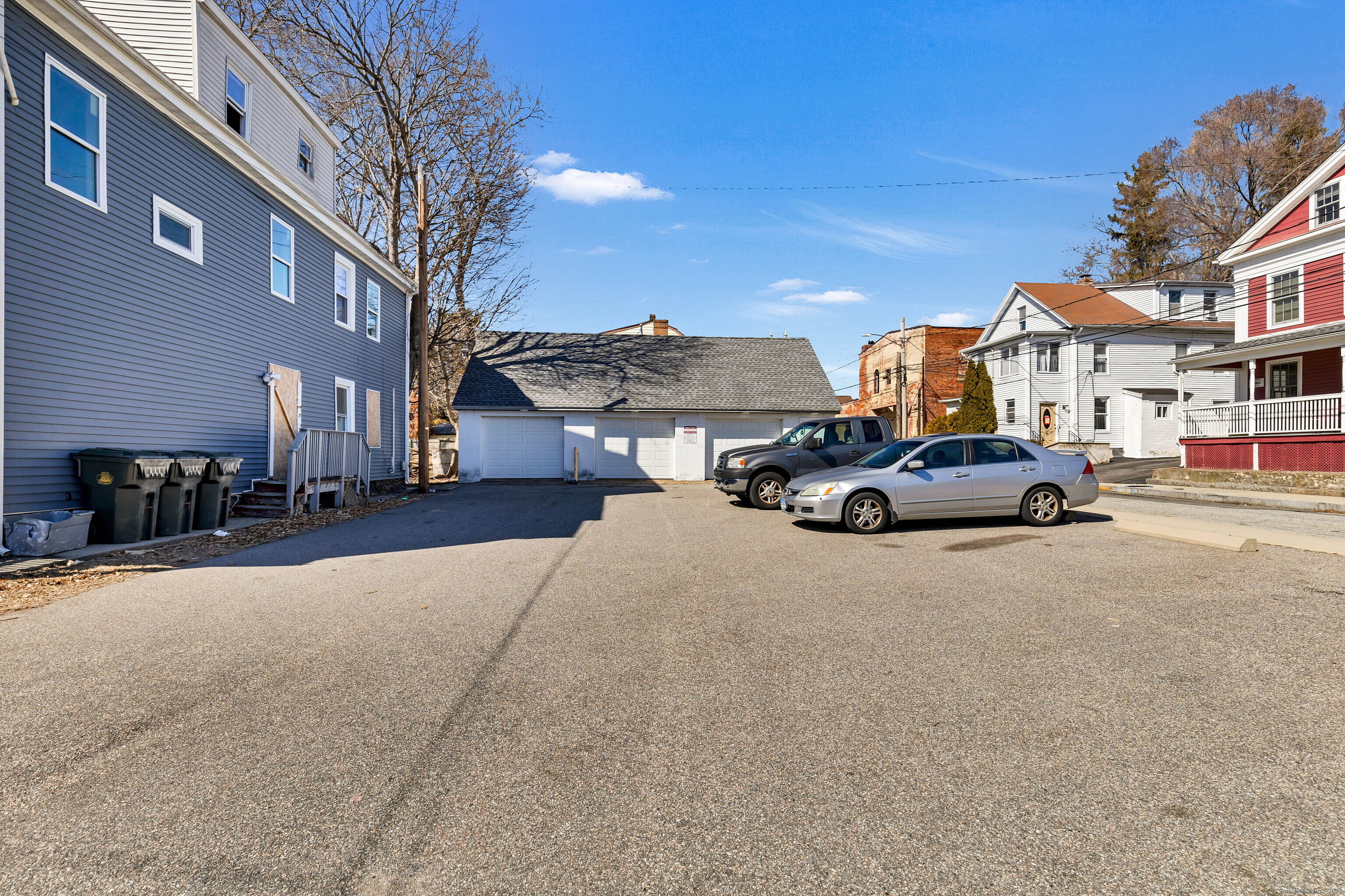 9 Brewer Street New London, CT 06320 - Photo 31 of 40