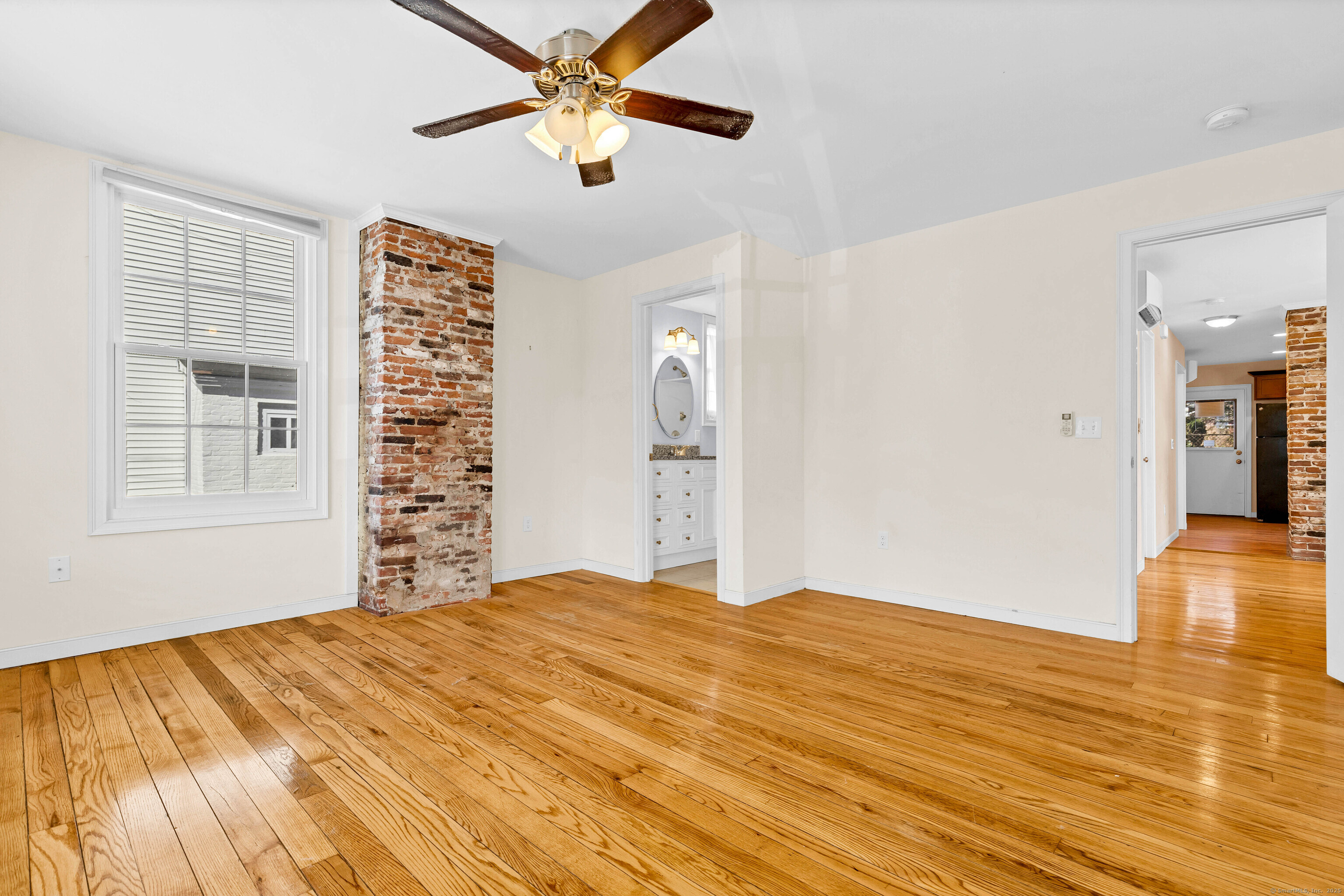 9 Brewer Street New London, CT 06320 - Photo 34 of 40