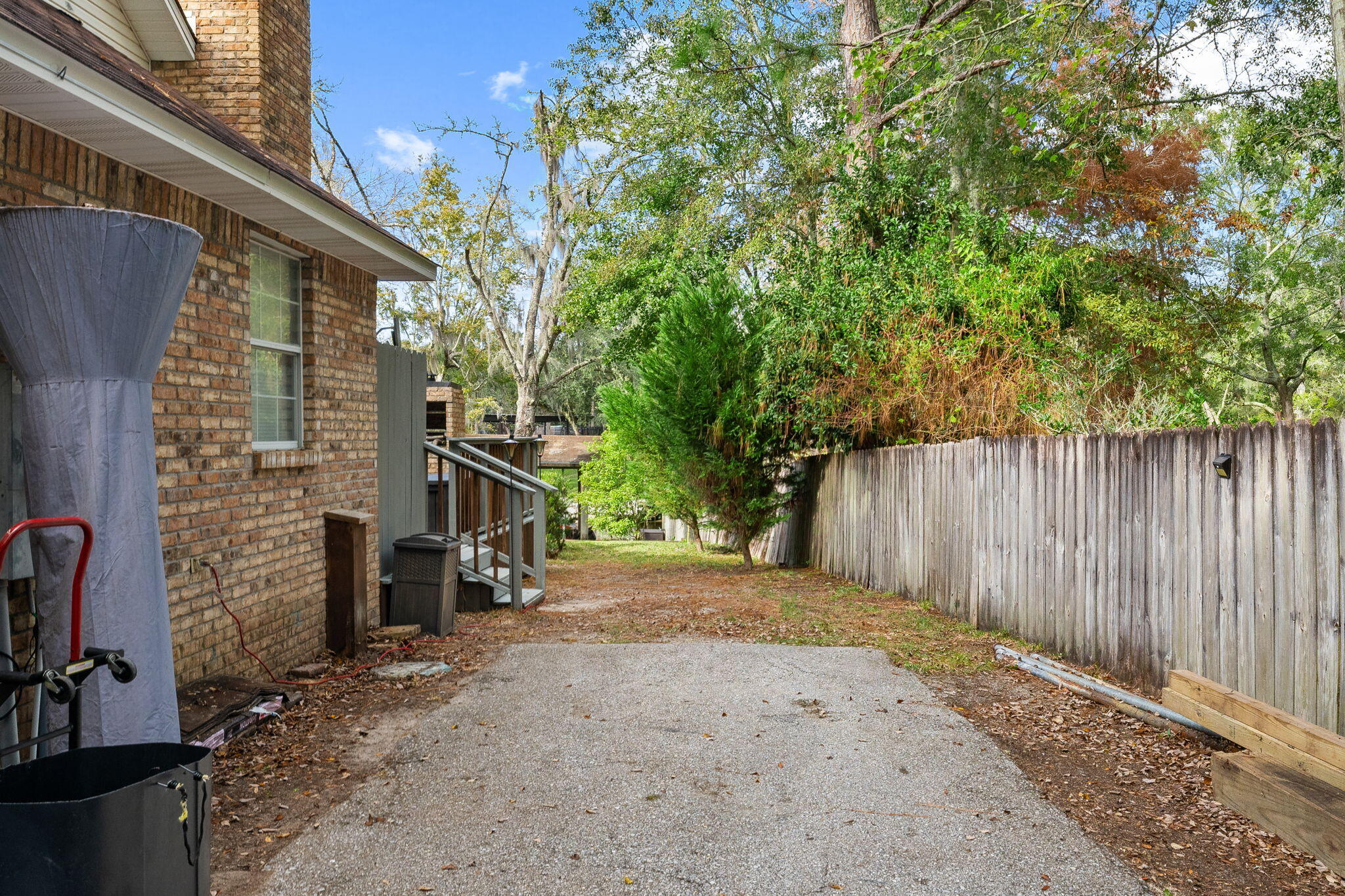 110 Rodney Drive Freeport, FL 32439 - Photo 52 of 58 Bonus RV//Boat Parking on Side of House