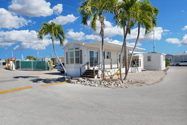 $132,500 | 1361 Overseas Highway, Unit IO, Marathon, FL 33050