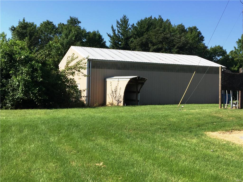 330 Troy O'Fallon Road Troy, IL 62294 - Photo 19 of 49