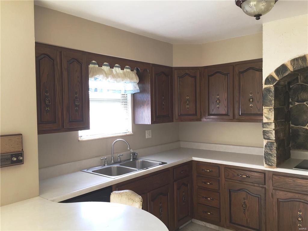 330 Troy O'Fallon Road Troy, IL 62294 - Photo 27 of 49