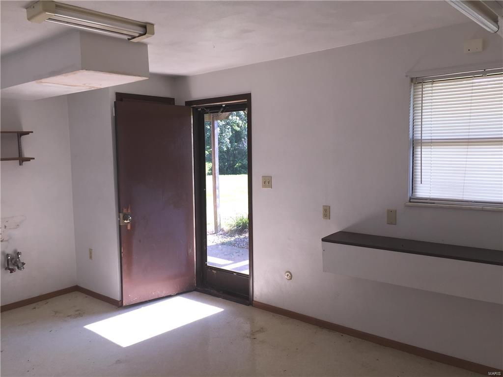 330 Troy O'Fallon Road Troy, IL 62294 - Photo 32 of 49