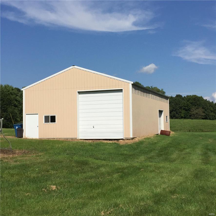 330 Troy O'Fallon Road Troy, IL 62294 - Photo 4 of 49