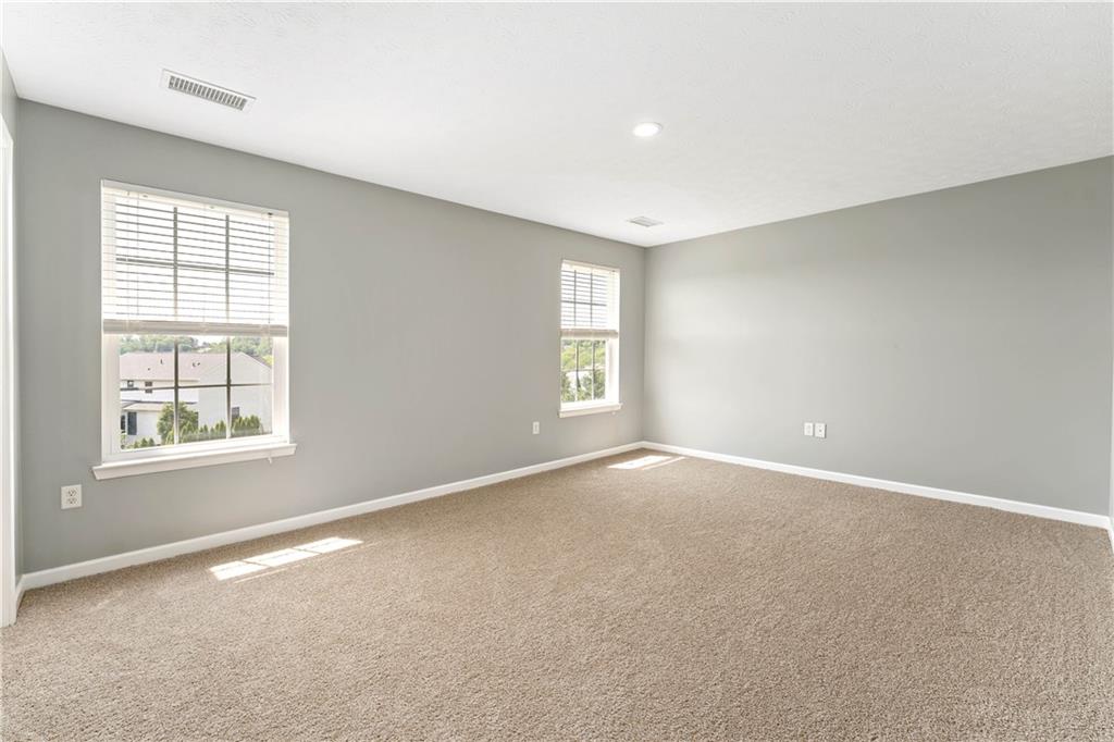 2000 Michael Drive Pittsburgh, PA 15227 - Photo 18 of 45 an empty room with windows