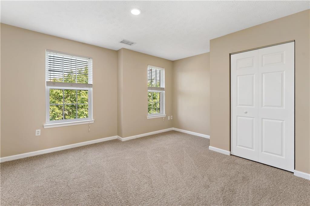 2000 Michael Drive Pittsburgh, PA 15227 - Photo 23 of 45 an empty room with windows