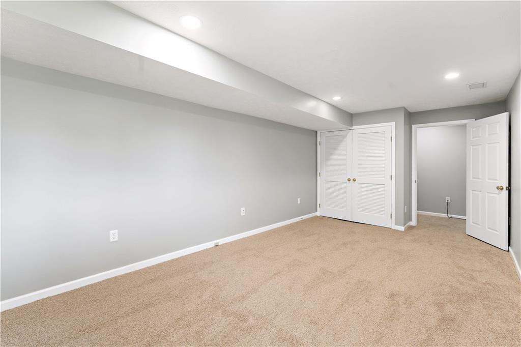 2000 Michael Drive Pittsburgh, PA 15227 - Photo 27 of 45 a view of an empty room