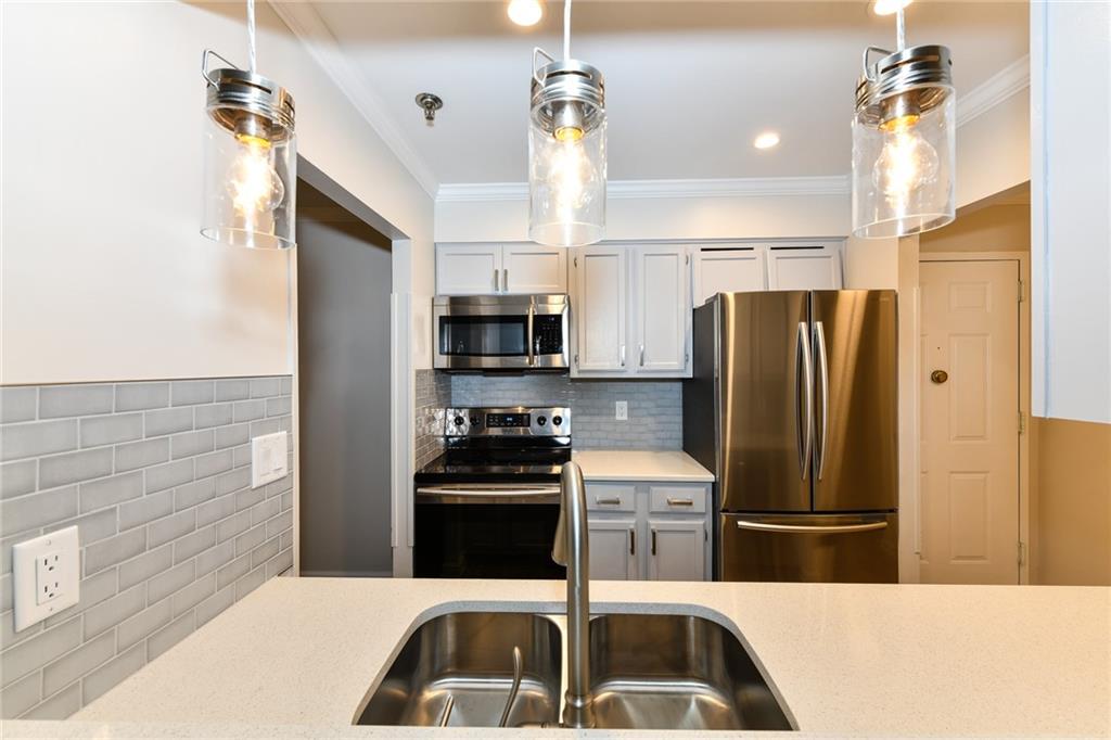 300 Johnson Ferry Road, Unit A210 Sandy Springs, GA 30328 - Photo 3 of 20