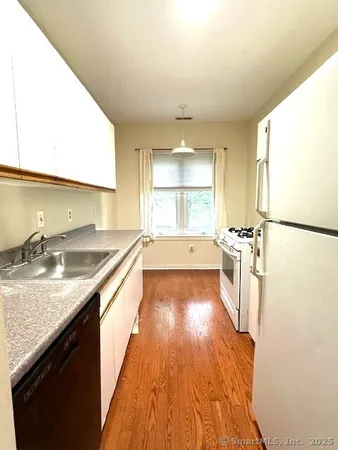 $325,000 | 500 Prospect Street, Unit 1E, New Haven, CT 06511