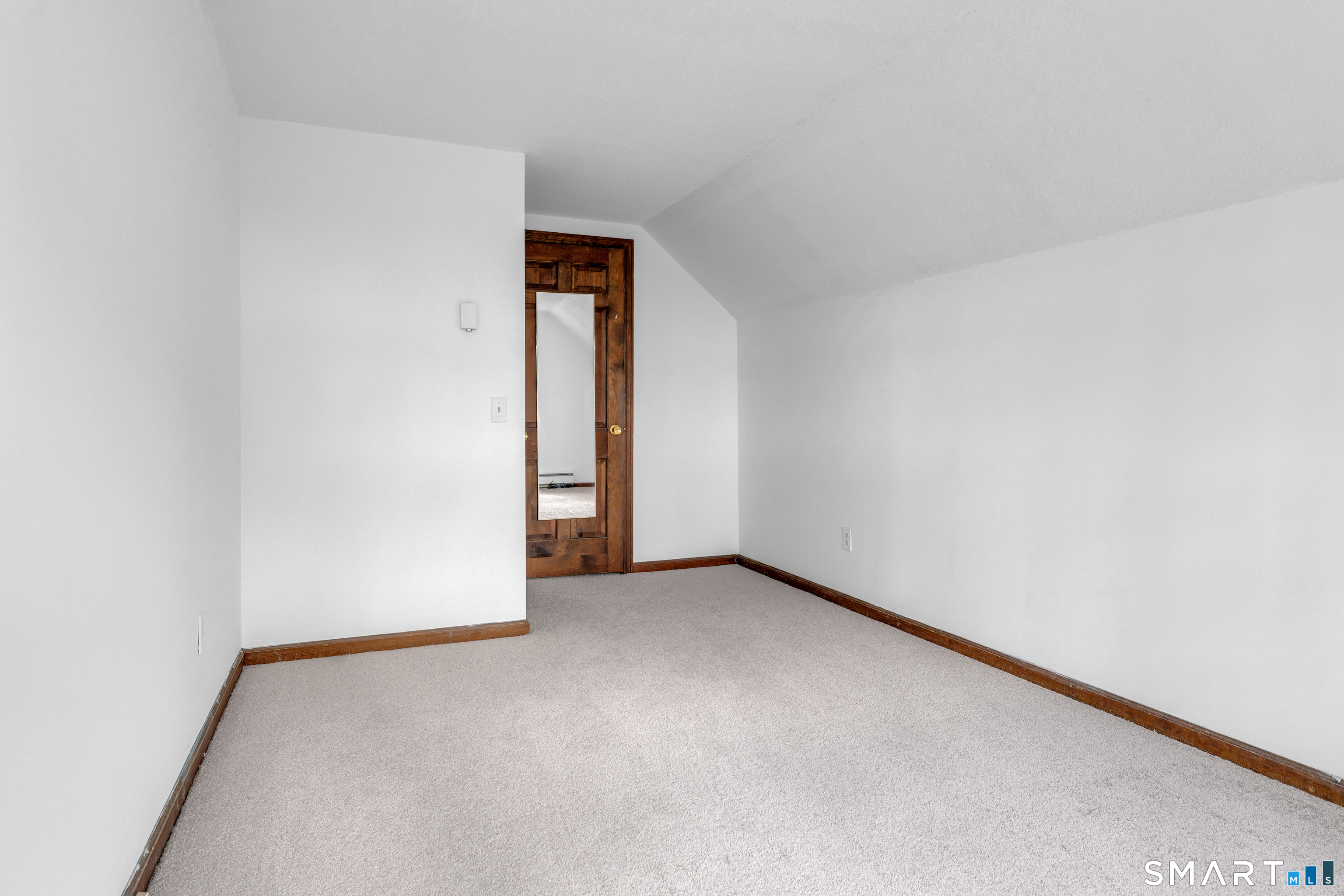 94 Quonnipaug Hill Road Guilford, CT 06437 - Photo 33 of 39