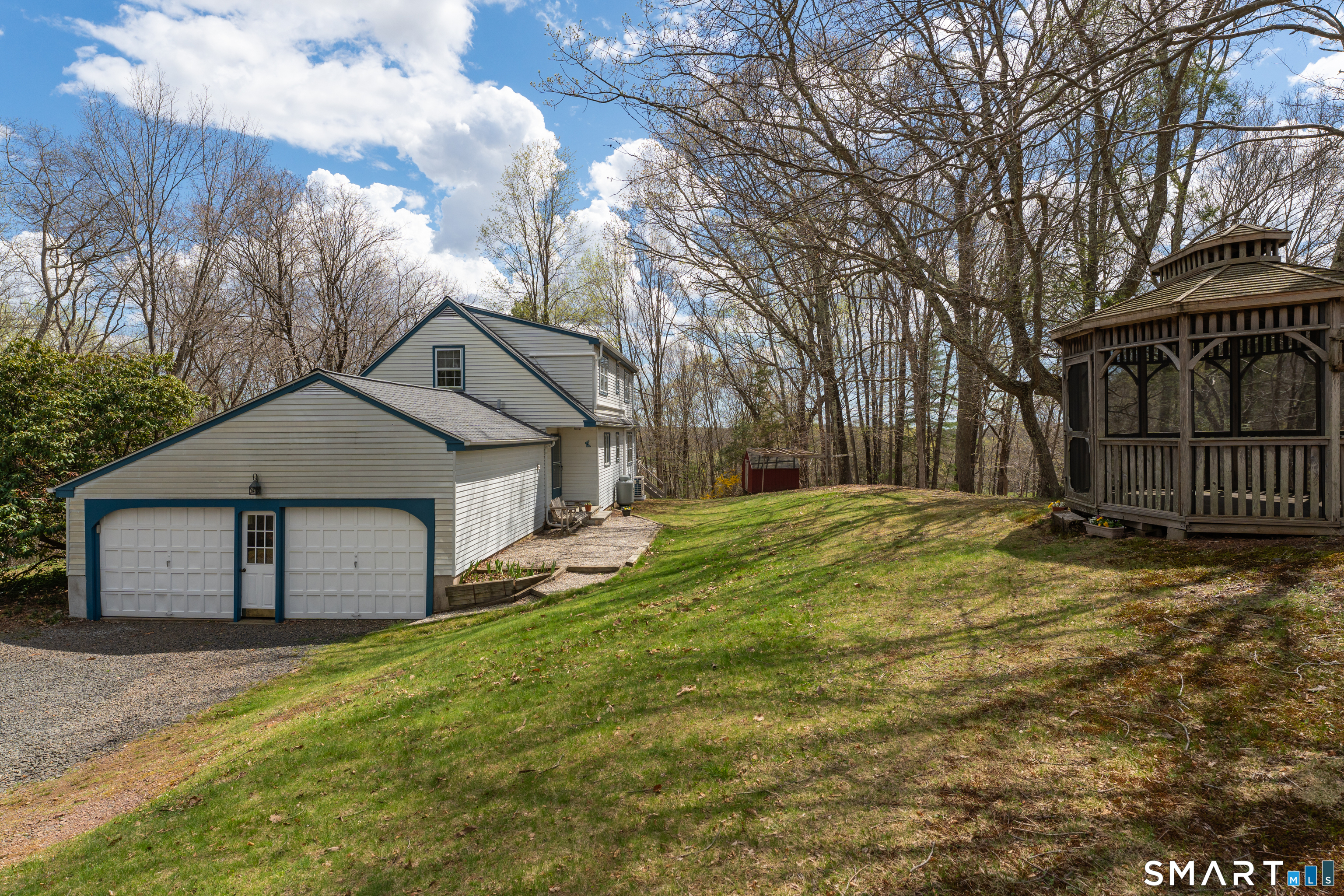 94 Quonnipaug Hill Road Guilford, CT 06437 - Photo 35 of 39