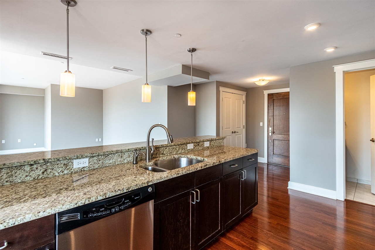 27 Library Street Northeast, Unit 804 Grand Rapids, MI 49503 - Photo 10 of 32