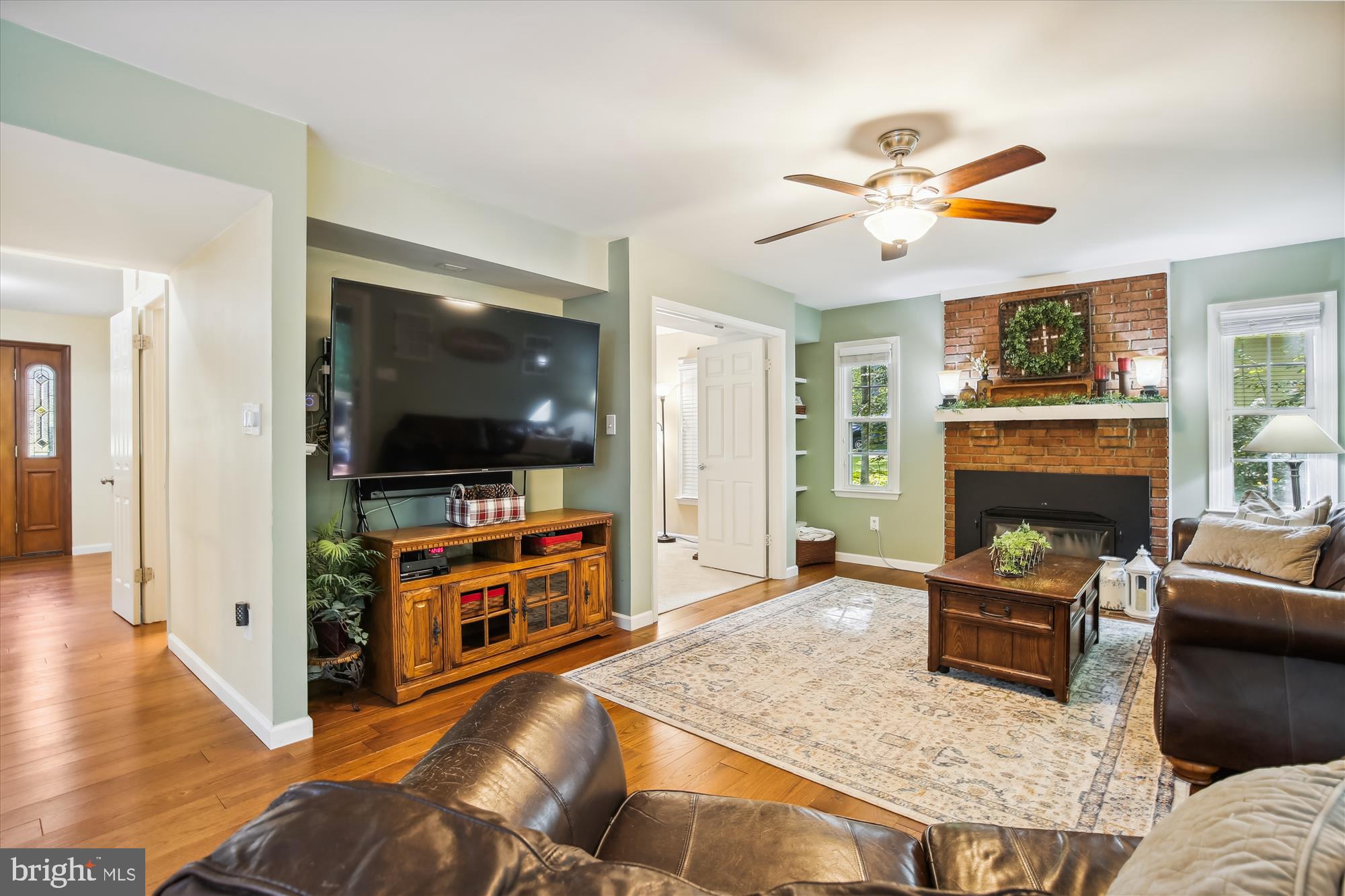 9207 Mac Swain Place Springfield, VA 22153 - Photo 12 of 87 FamilyRoom