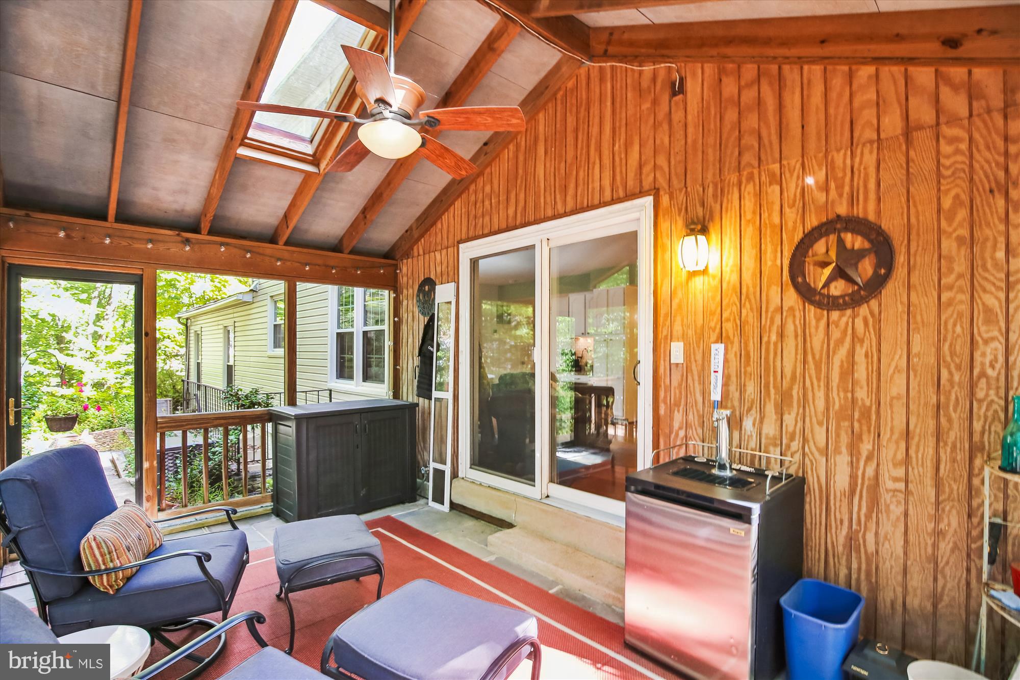 9207 Mac Swain Place Springfield, VA 22153 - Photo 27 of 87 Screened Porch