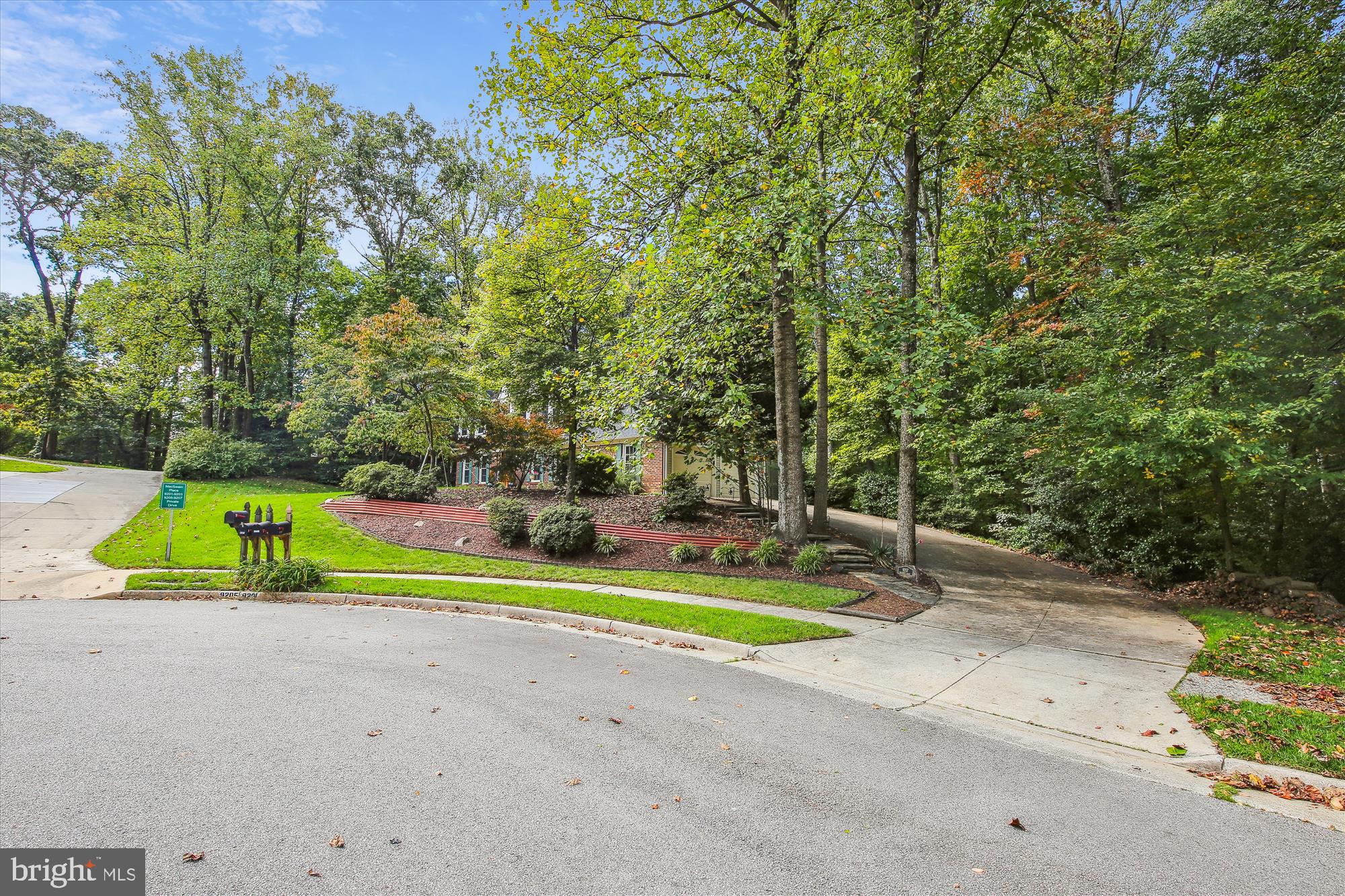 9207 Mac Swain Place Springfield, VA 22153 - Photo 5 of 87 9207 Macswain Pl