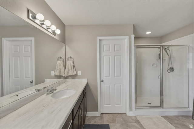2087 Autumn Fields Lane Draper, UT 84020 - Photo 29 of 61 Primary Bath