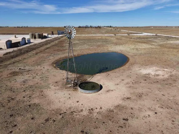 $816,000 | Dodd Grass 480ac County Line Road, Briscoe, TX 79011