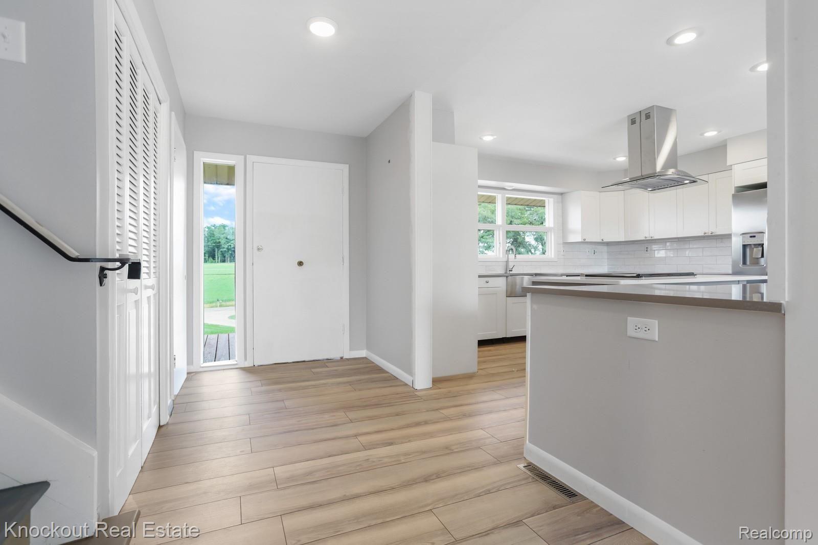 3193 Atlas Road Davison, MI 48423 - Photo 3 of 58 3193 Atlas Davison-5.jpg