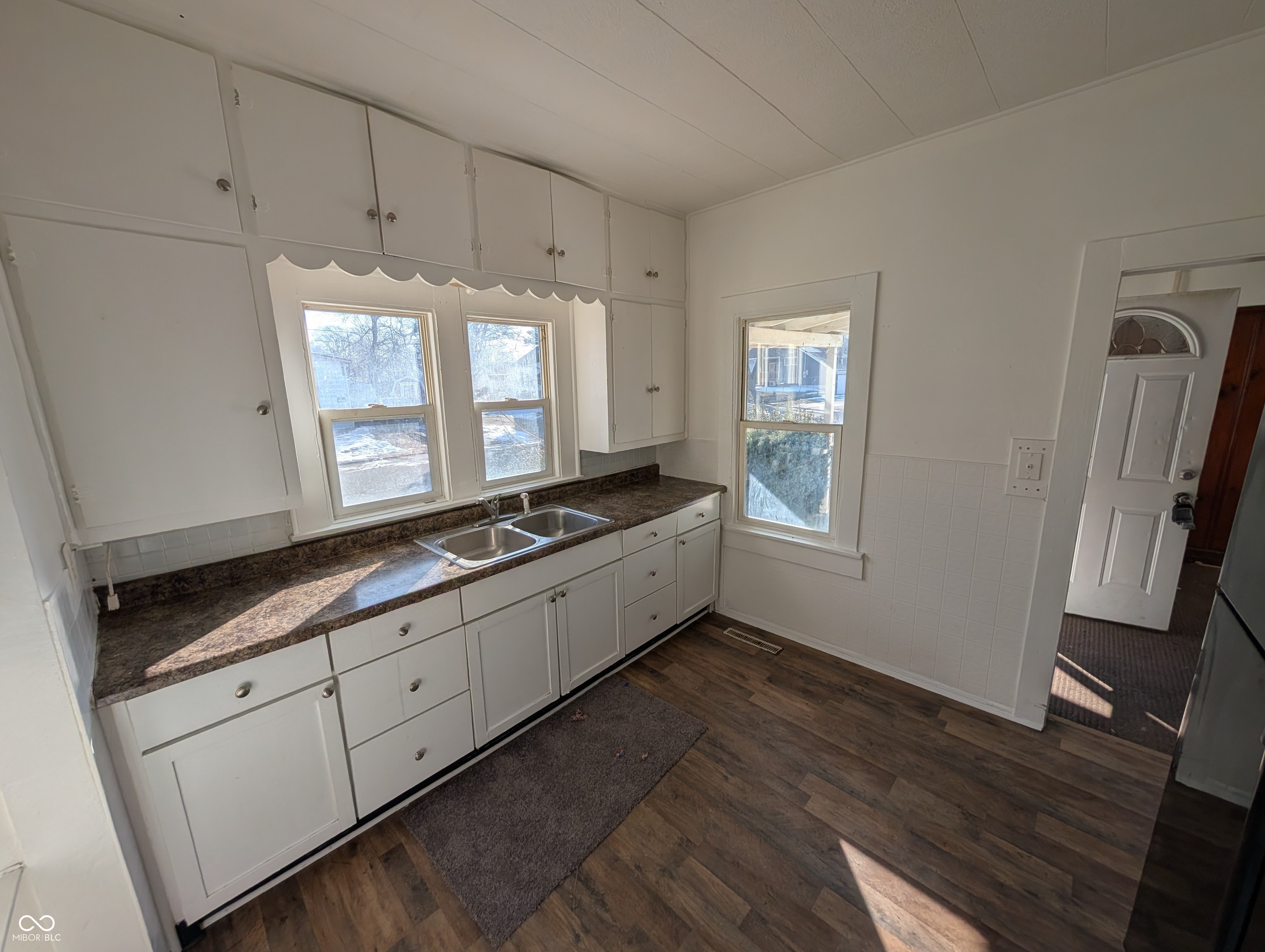 1403 West 4th Street Anderson, IN 46016 - Photo 14 of 23