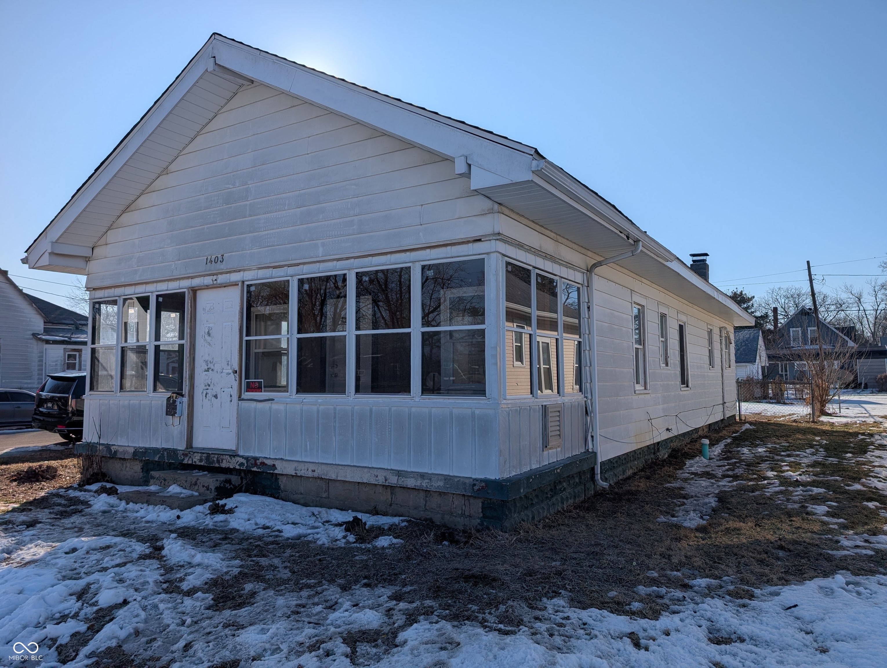 1403 West 4th Street Anderson, IN 46016 - Photo 3 of 23