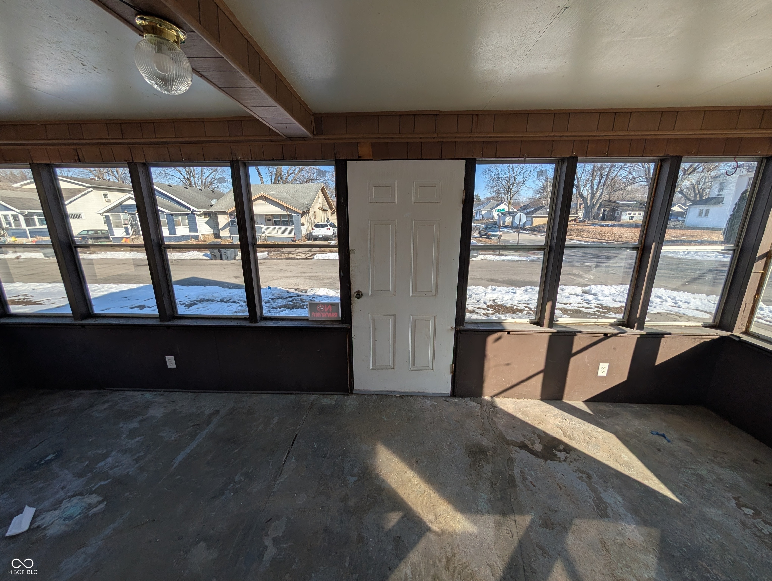 1403 West 4th Street Anderson, IN 46016 - Photo 4 of 23