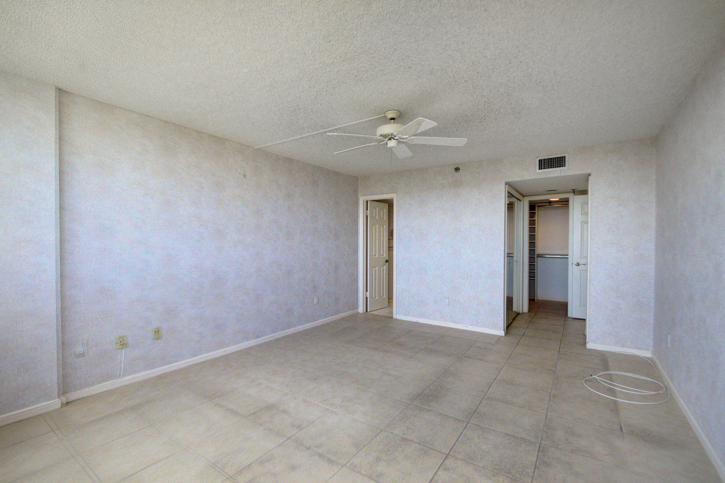 859 Jeffery Street, Unit 707 Boca Raton, FL 33487 - Photo 13 of 27 MASTER BEDROOM