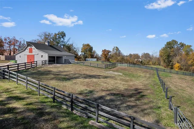 $380,000 | 184 Hope Hill Road, Oak Ridge, MO 63769