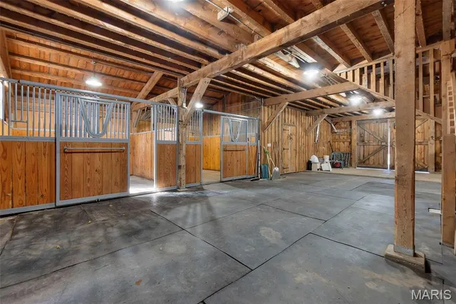 $380,000 | 184 Hope Hill Road, Oak Ridge, MO 63769