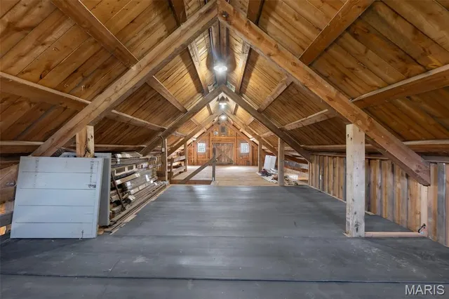 $380,000 | 184 Hope Hill Road, Oak Ridge, MO 63769