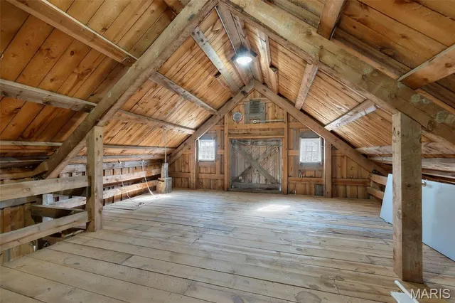 $380,000 | 184 Hope Hill Road, Oak Ridge, MO 63769