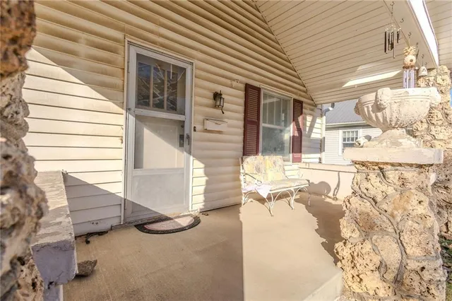 $52,000 | 1412 West 6th Street, Coffeyville, KS 67337