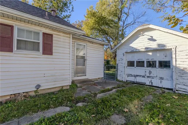 $52,000 | 1412 West 6th Street, Coffeyville, KS 67337