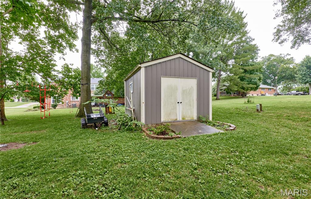7 Myron Place Troy, MO 63379 - Photo 42 of 50