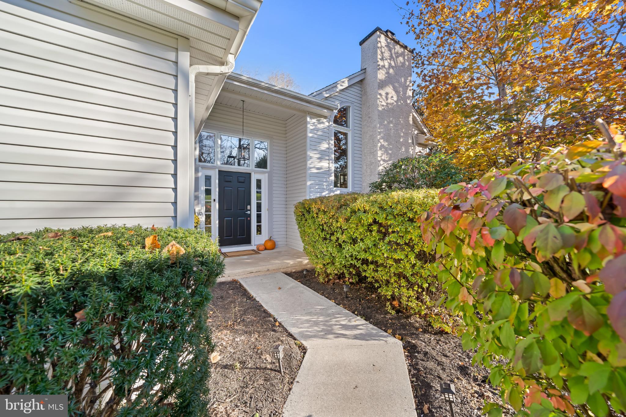 208 Wills Farm Road Oxford, PA 19363 - Photo 2 of 12 a front view of a house with a yard and fountain